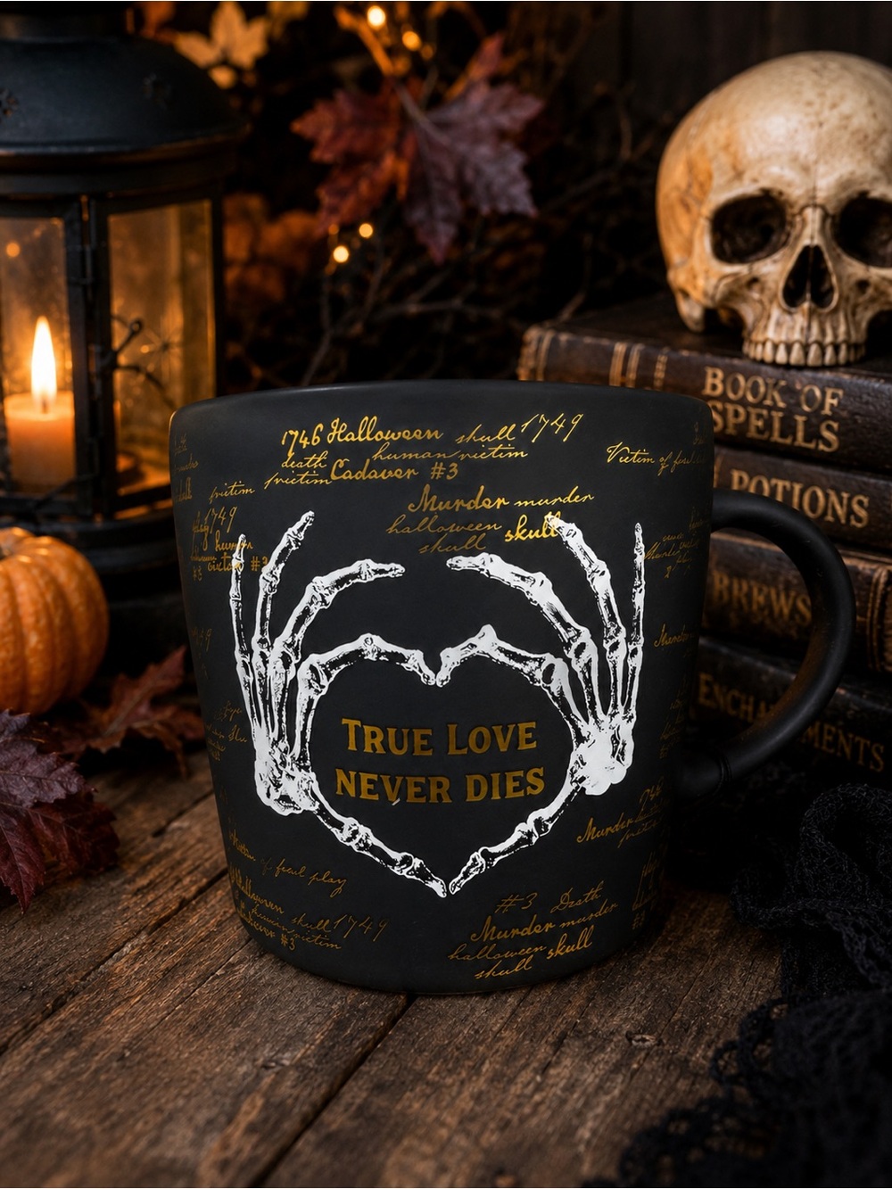 True love, never dies black mug